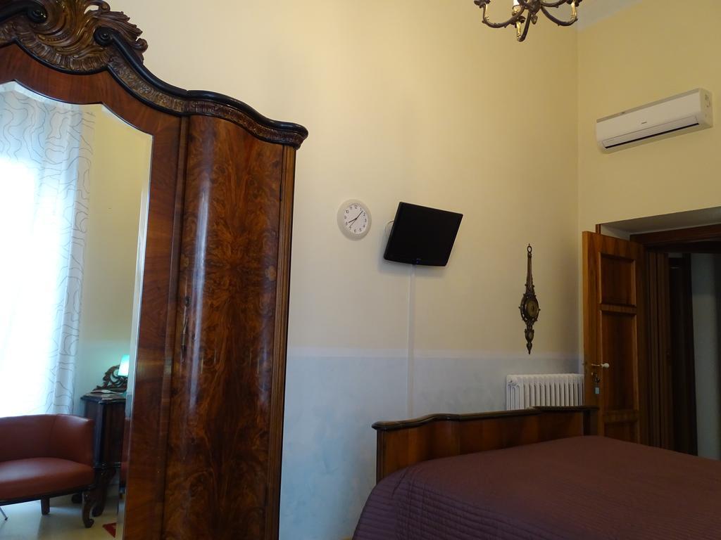 B&B Centrale Салерно Номер фото